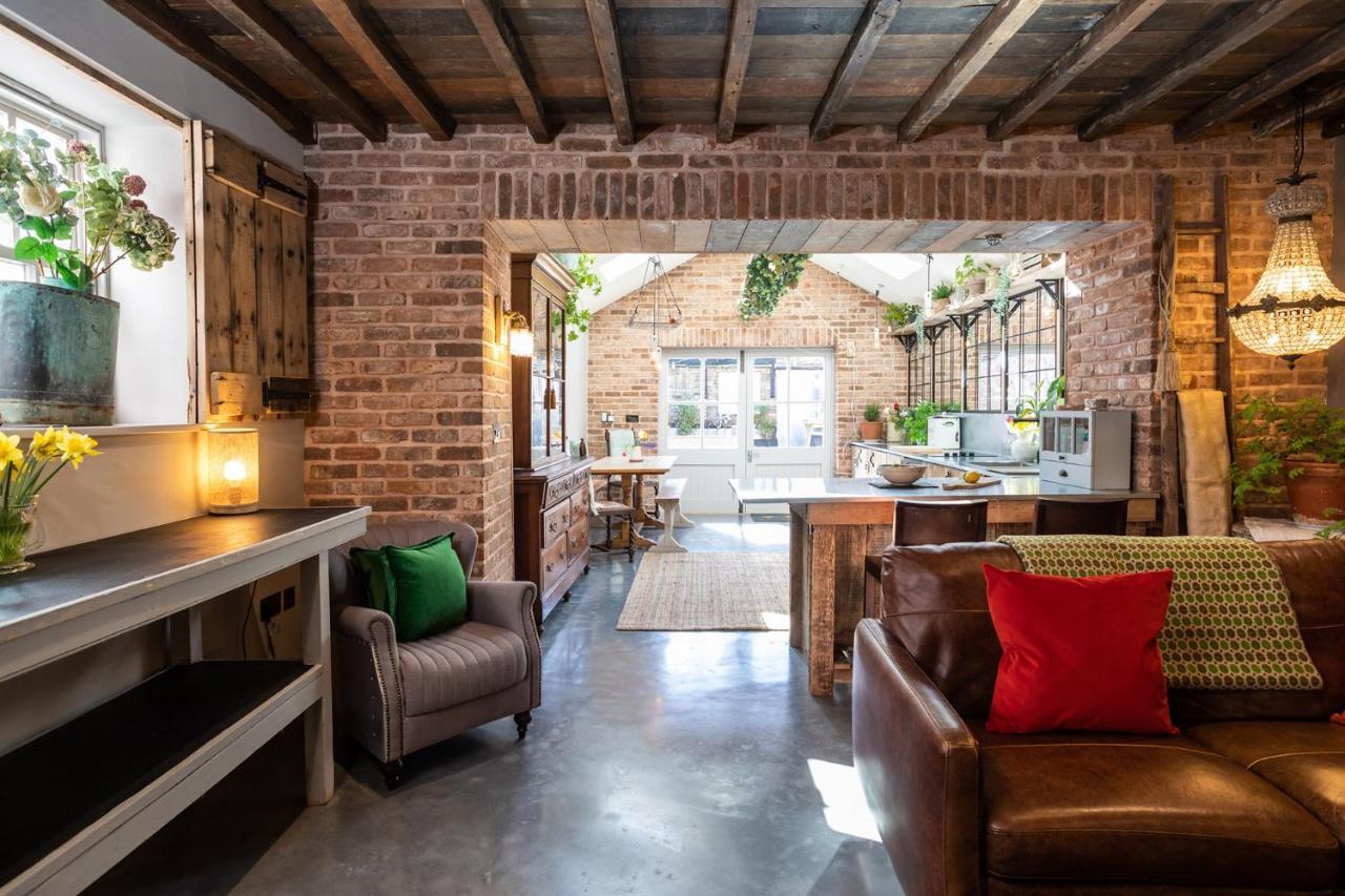 The Walled Garden At Cheshire Boutique Bathhouse Nantwich Exterior foto